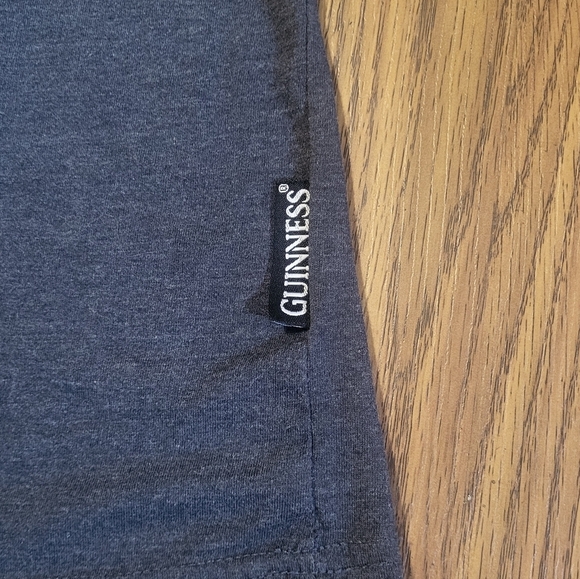 Guinness Official Beer T-Shirt Men’s Large Navy Blue Graphic Tee C35 - Picture 3 of 6